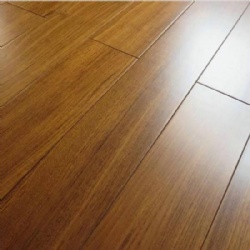 柚木实木多层地板